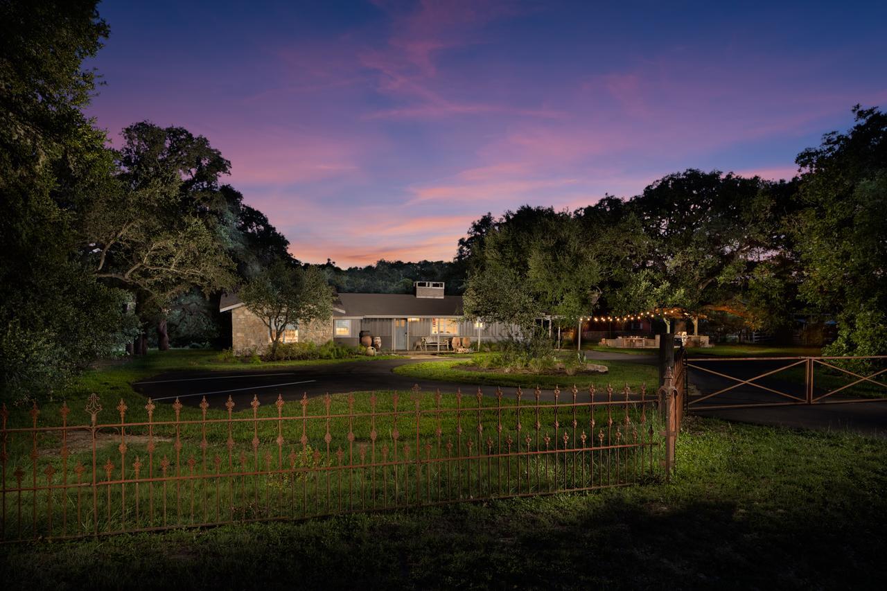 Camp Lucy Dripping Springs Exterior foto